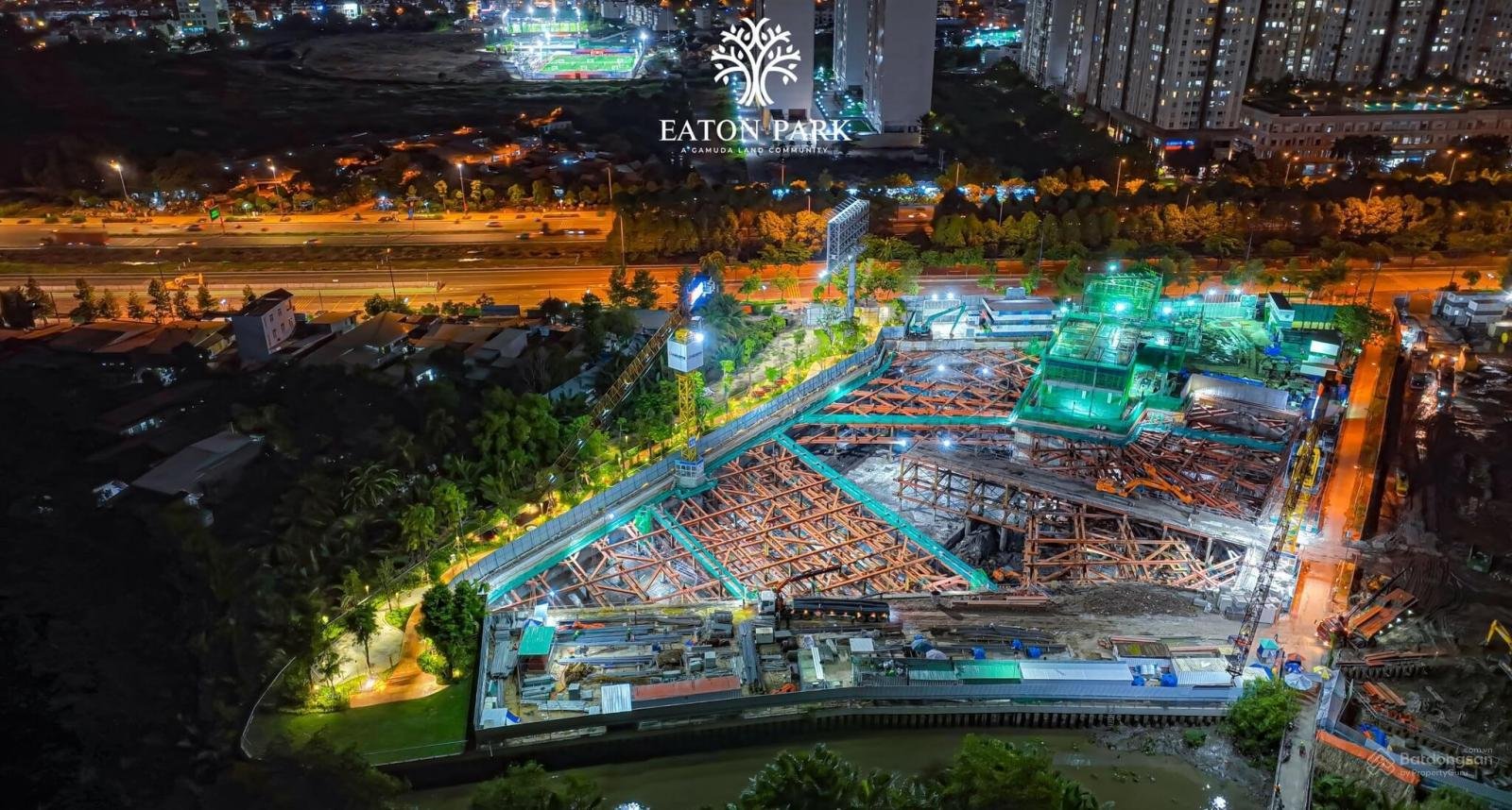 Ảnh thực tế công trường Eaton Park tháng 7/2024