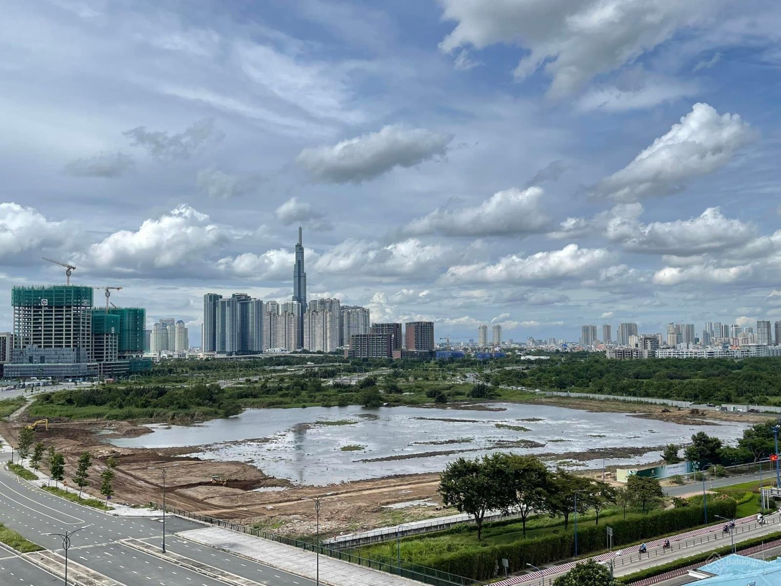 Ảnh thực tế khu đất Eco Smart City Thủ Thiêm tháng 8/2022, nguồn Batdongsan.com.vn
